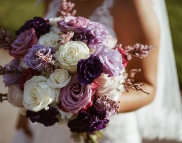 Come scegliere un bouquet sposa perfetto