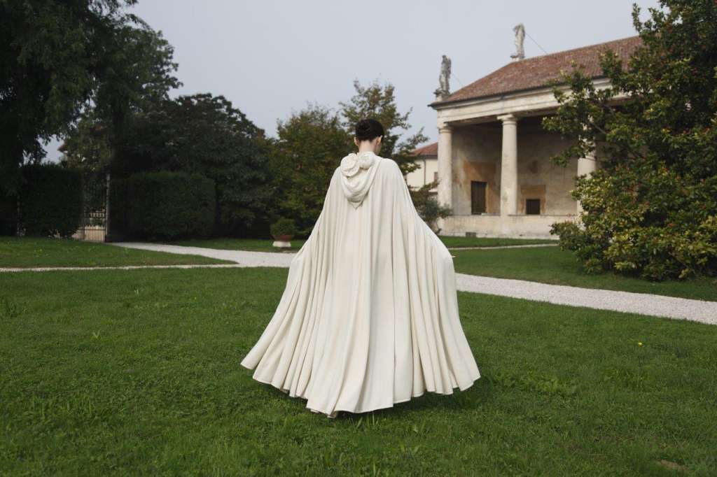 abito da sposa in cashmere 