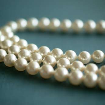 Pearlcore: le perle al top delle tendenze Pinterest 2022