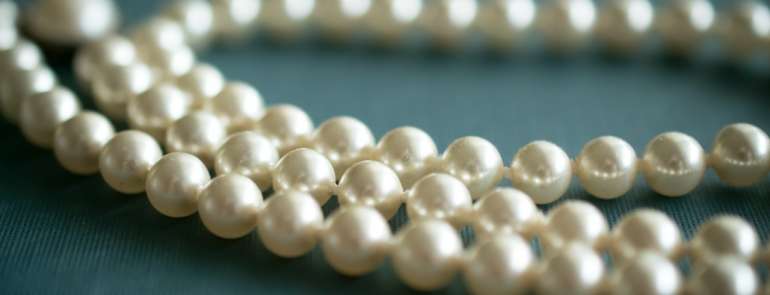 Pearlcore: le perle al top delle tendenze Pinterest 2022